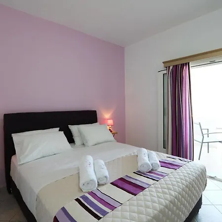 Libertad 4*